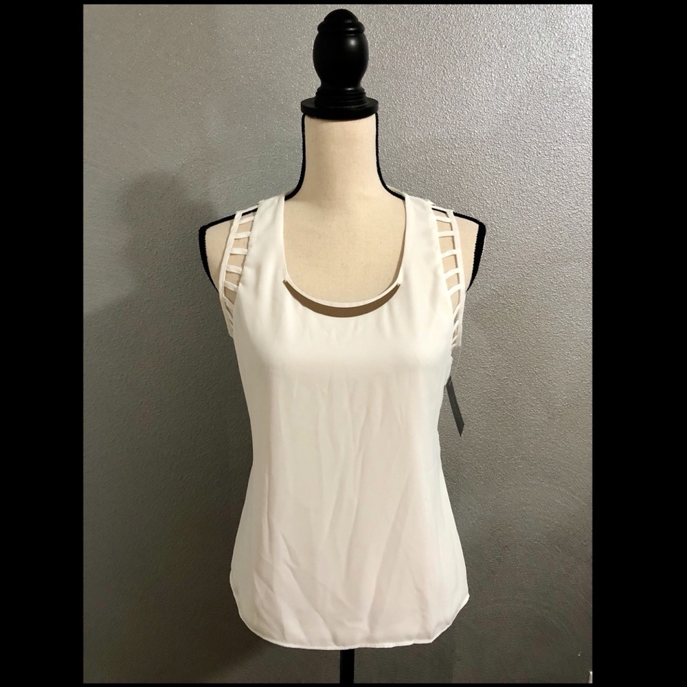 NWT HeartSoul Lightweight Cutout Top